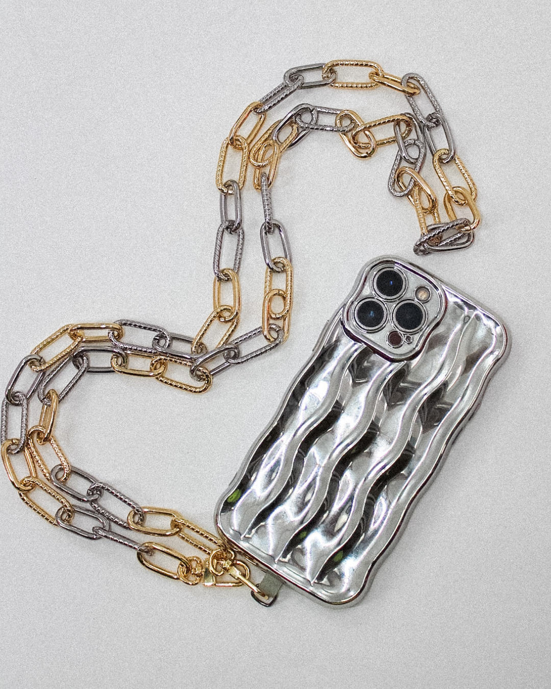 Phone Chains ⛓️