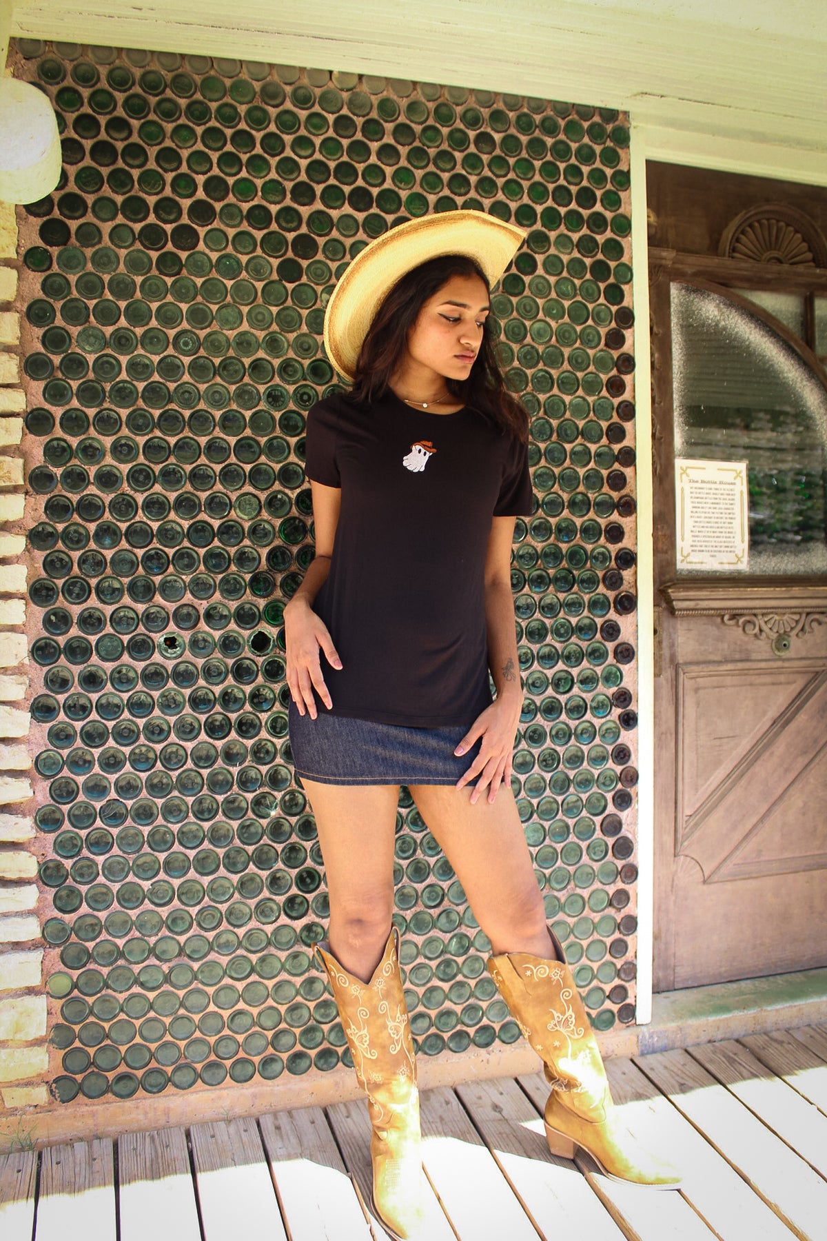 Howdy Ghost Tee