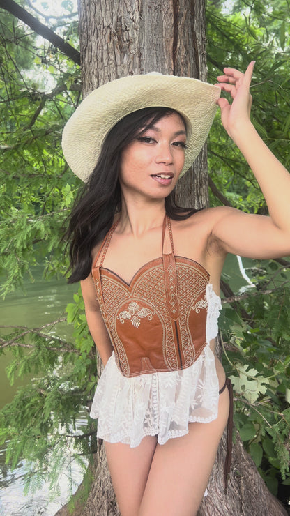 Custom Tie-Back Boot Top